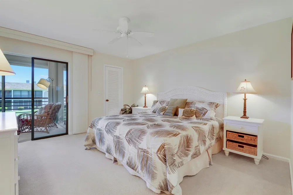 755 Saturn Street #I206 Jupiter, FL 33477