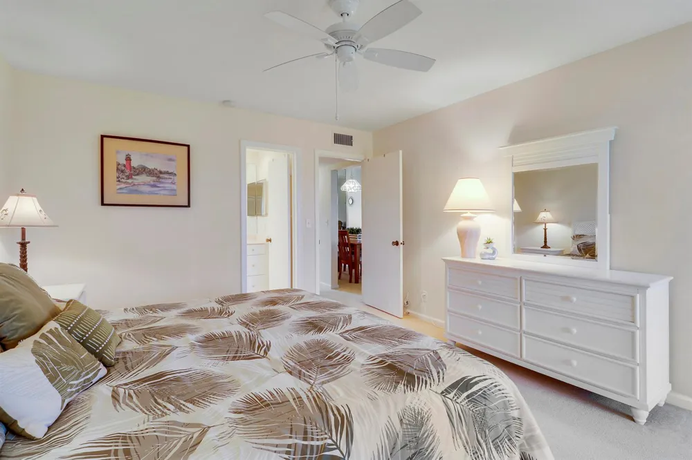 755 Saturn Street #I206 Jupiter, FL 33477