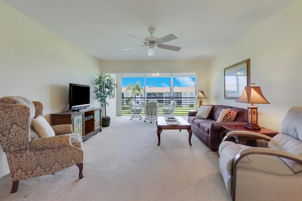 755 Saturn Street #I206 Jupiter, FL 33477