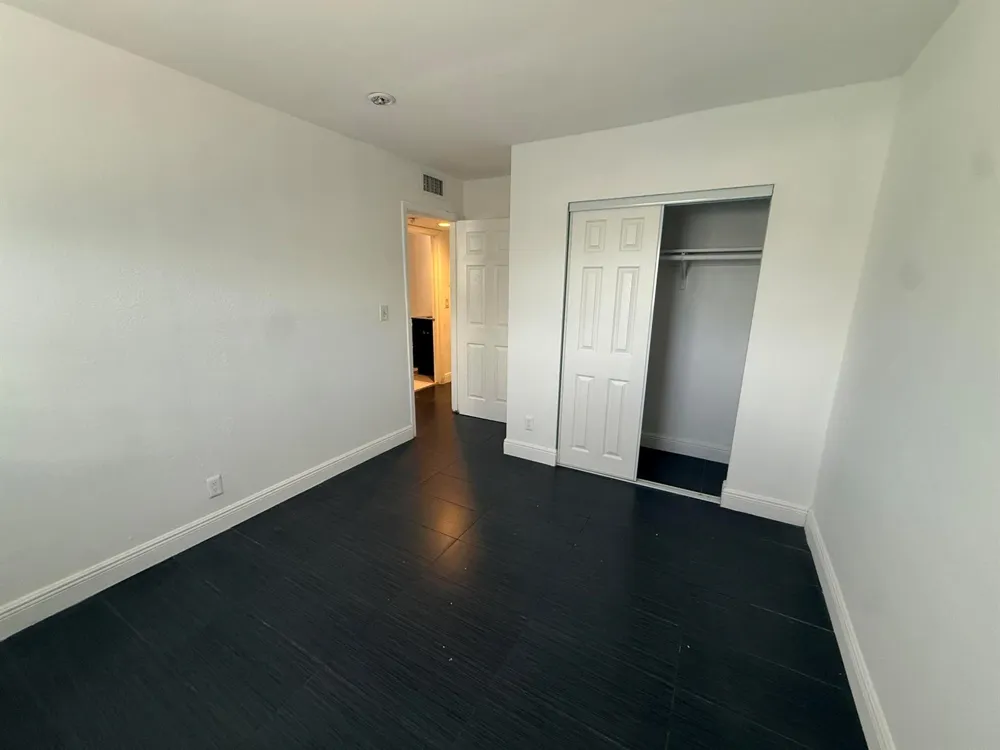 37 SW 14TH STREET #17 Dania Beach, FL 33004