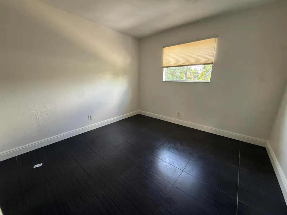 37 SW 14TH STREET #17 Dania Beach, FL 33004