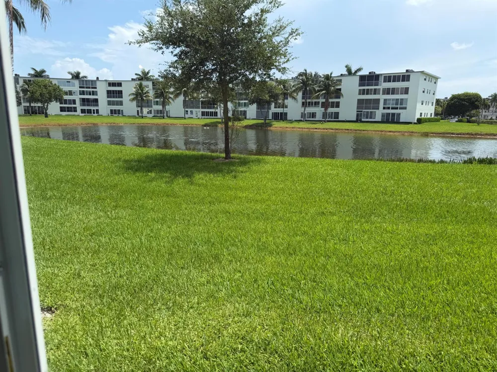 1093 Yarmouth E Boca Raton, FL 33434