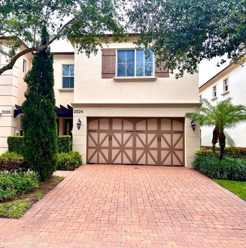 2024 FOXTAIL VIEW COURT