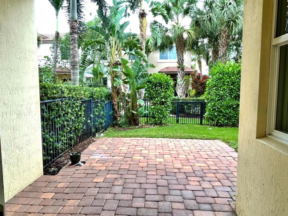 2024 Foxtail View Court West Palm Beach, FL 33411