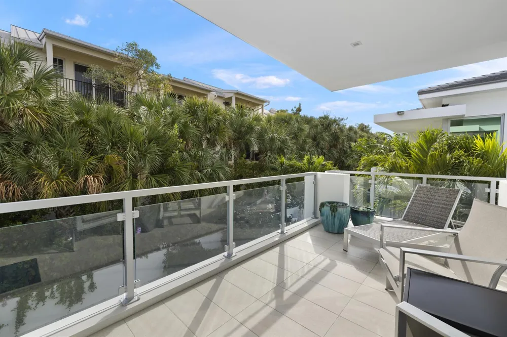 402 Ocean One Lane Juno Beach, FL 33408
