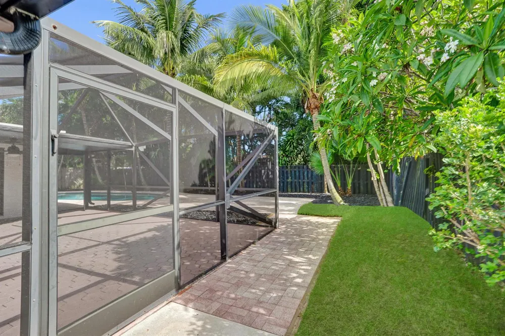 1250 SW 4TH STREET Boca Raton, FL 33486
