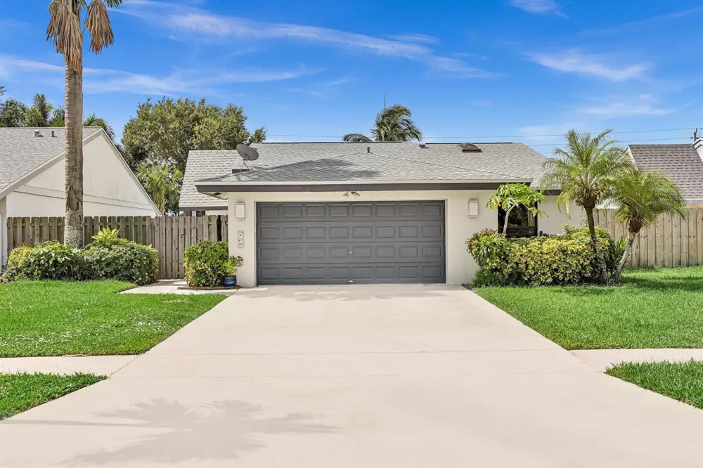 23 BAYTREE CIRCLE Boynton Beach, FL 33436