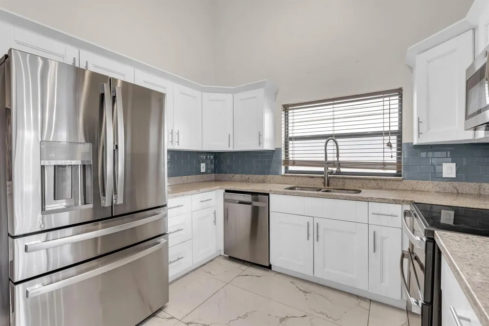 23 BAYTREE CIRCLE Boynton Beach, FL 33436