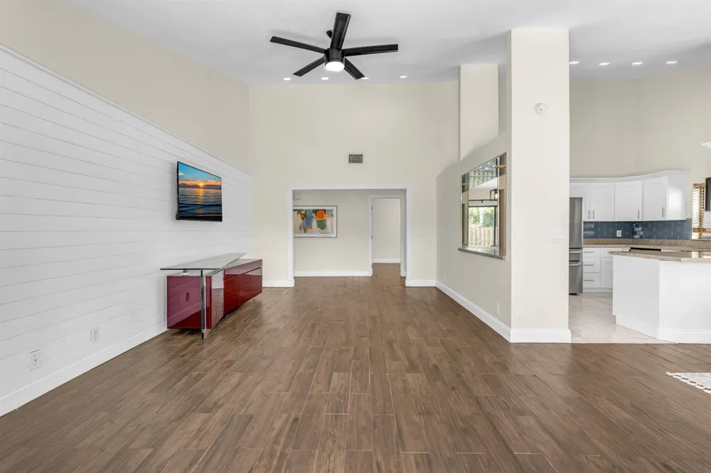 23 BAYTREE CIRCLE Boynton Beach, FL 33436