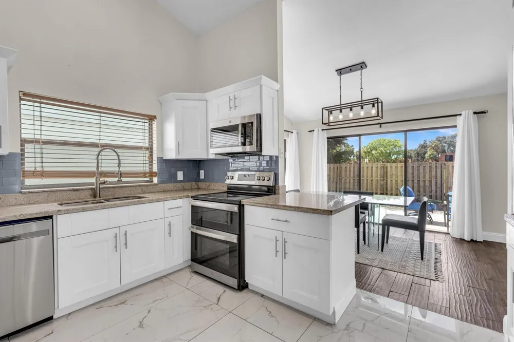 23 BAYTREE CIRCLE Boynton Beach, FL 33436