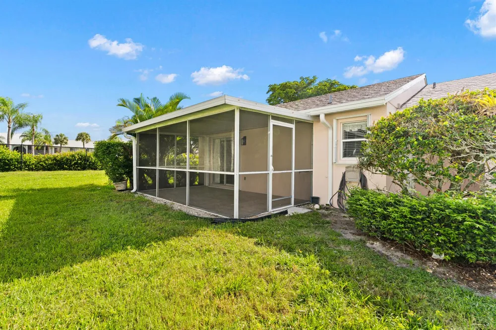 1209 Pine Sage Circle West Palm Beach, FL 33409