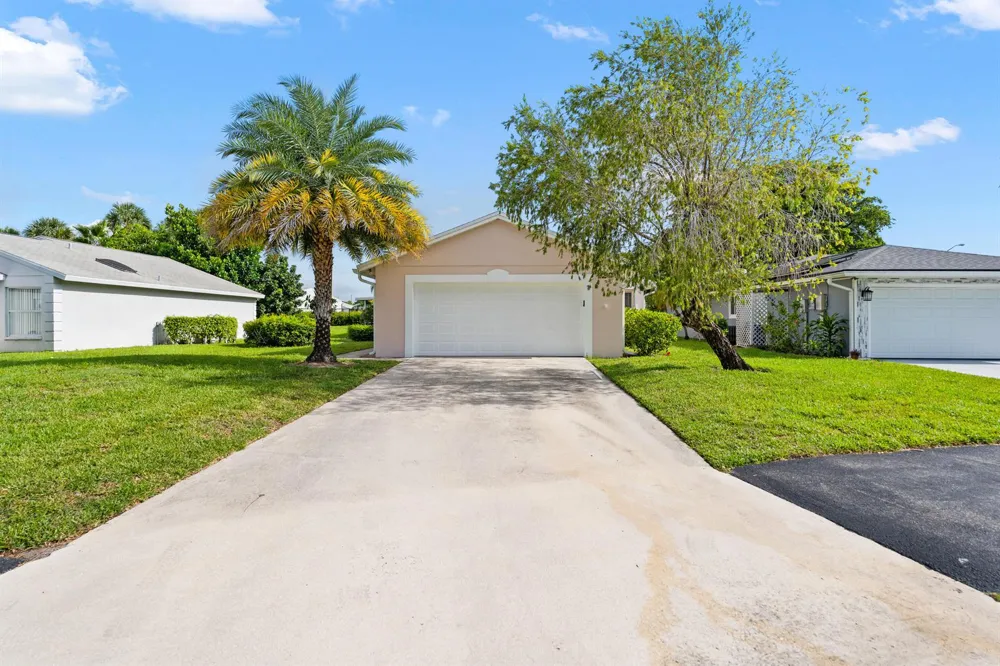 1209 Pine Sage Circle West Palm Beach, FL 33409