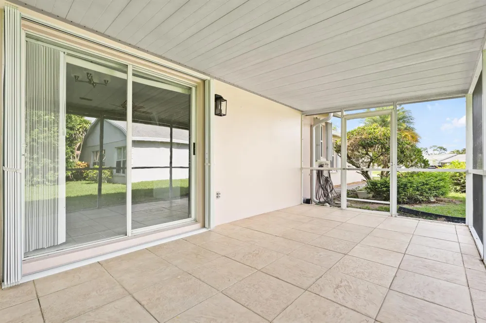 1209 Pine Sage Circle West Palm Beach, FL 33409