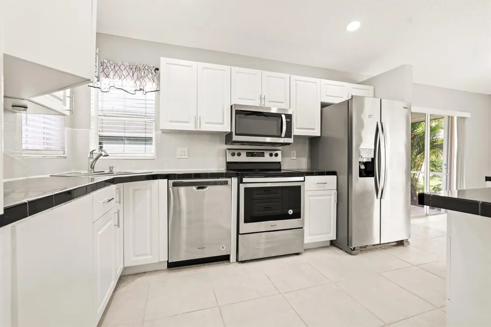 1209 Pine Sage Circle West Palm Beach, FL 33409