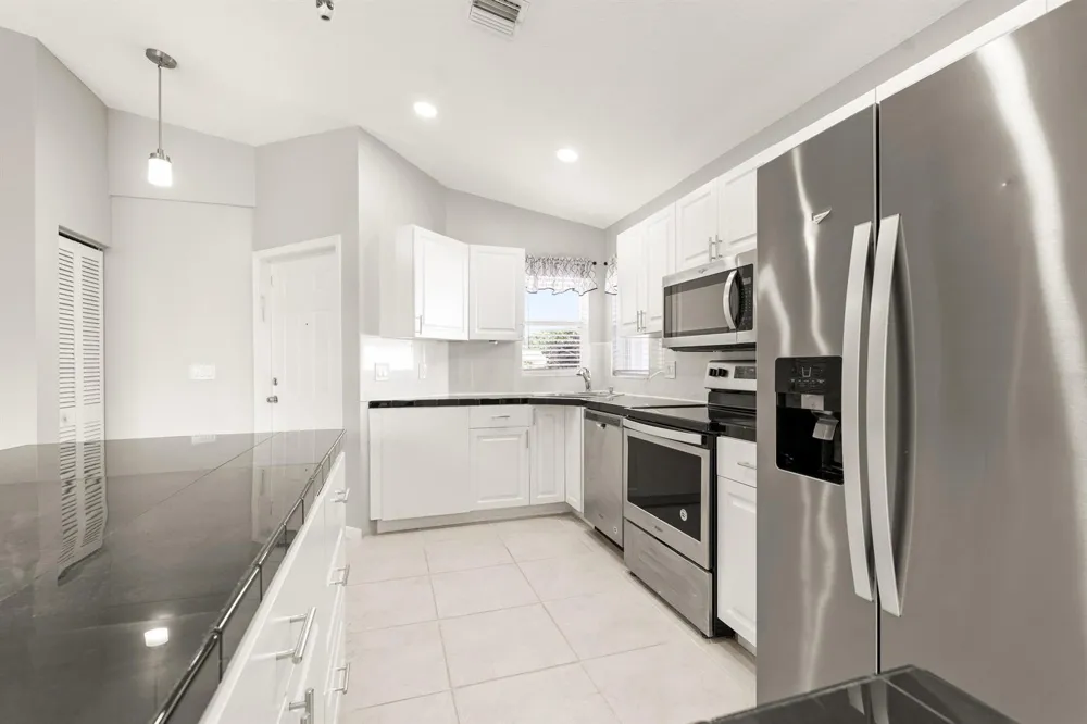 1209 Pine Sage Circle West Palm Beach, FL 33409