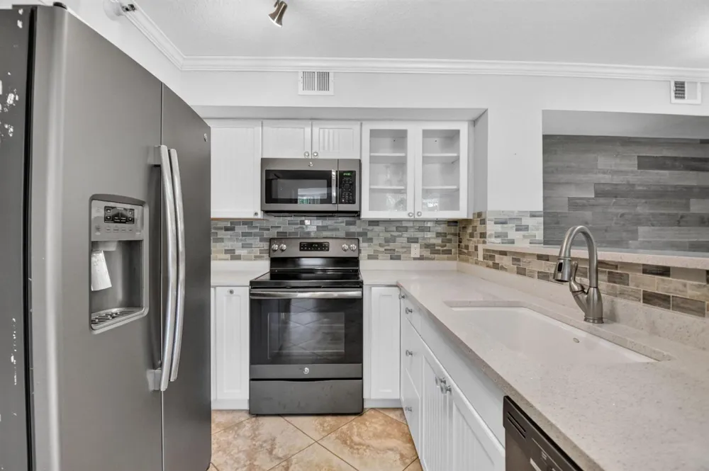 110 YACHT CLUB WAY #103 Hypoluxo, FL 33462