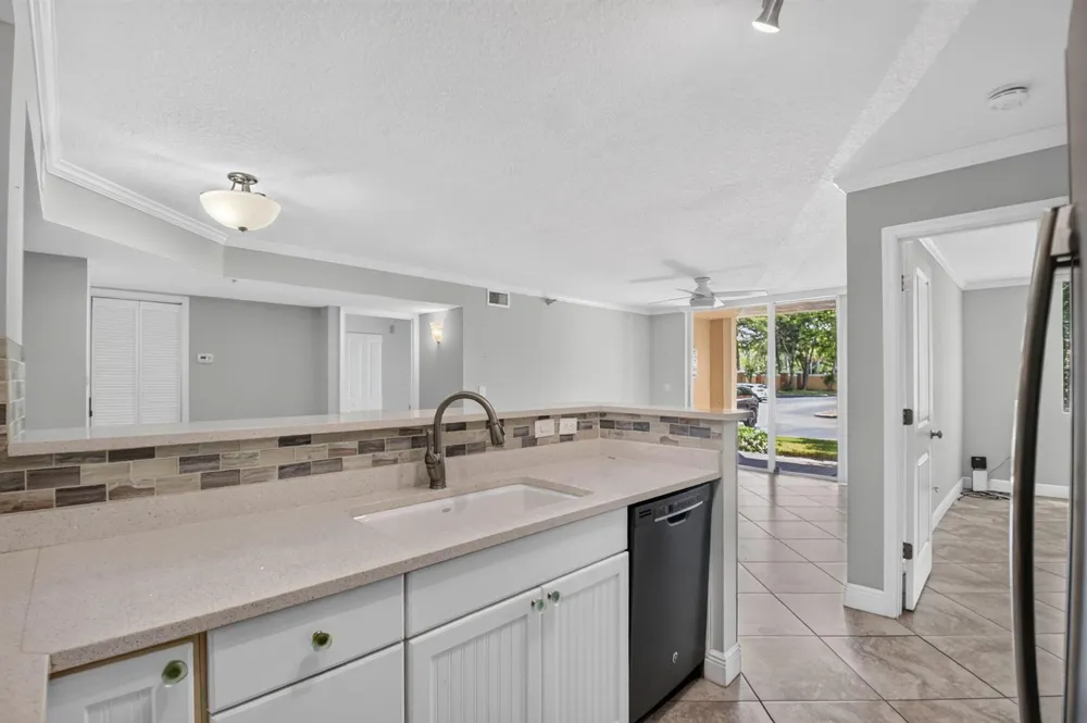 110 YACHT CLUB WAY #103 Hypoluxo, FL 33462