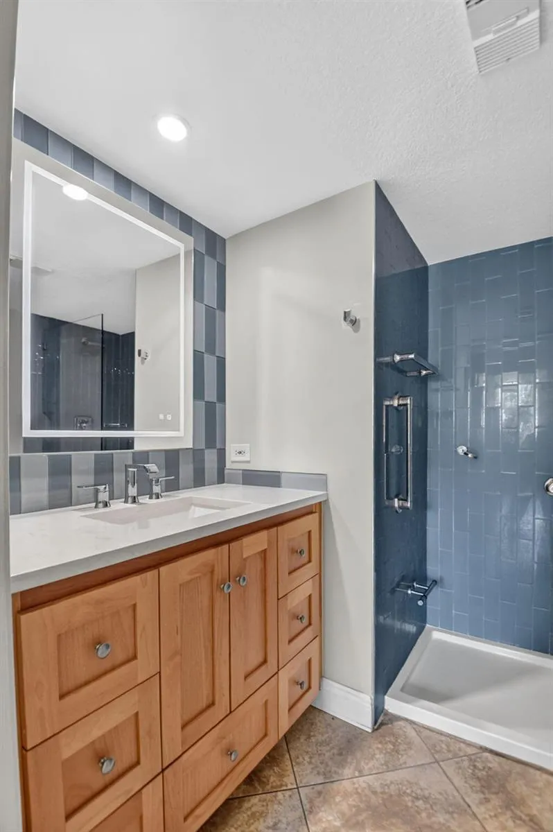 110 YACHT CLUB WAY #103 Hypoluxo, FL 33462
