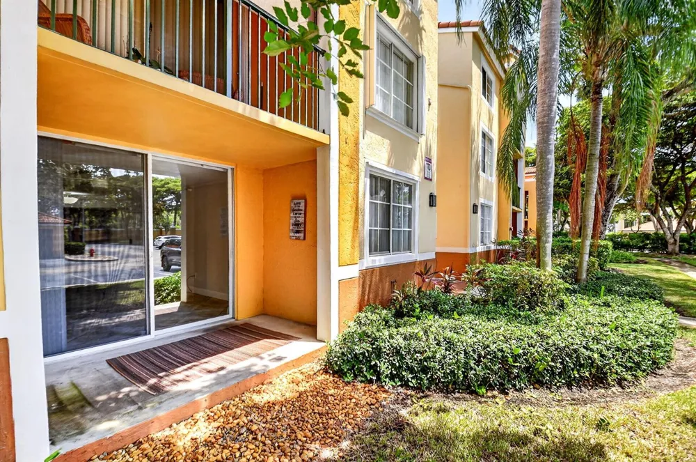 110 YACHT CLUB WAY #103 Hypoluxo, FL 33462