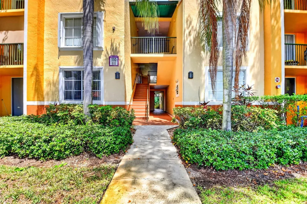 110 YACHT CLUB WAY #103 Hypoluxo, FL 33462