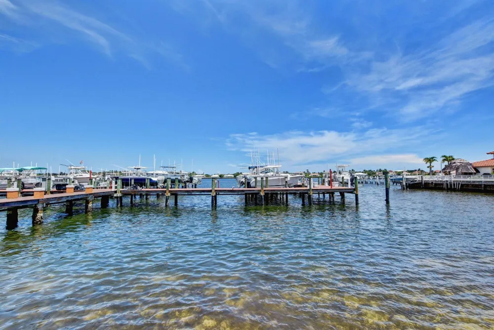 110 YACHT CLUB WAY #103 Hypoluxo, FL 33462