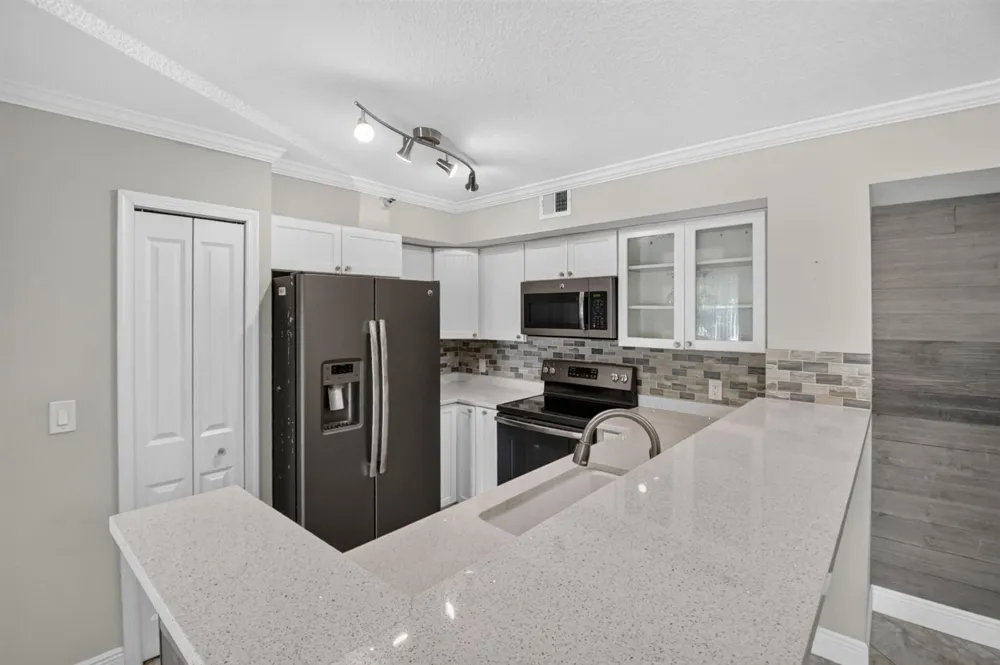 110 YACHT CLUB WAY #103 Hypoluxo, FL 33462