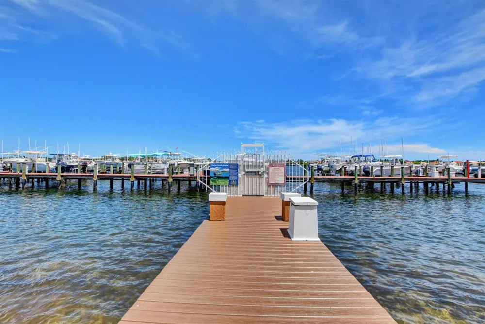 110 YACHT CLUB WAY #103 Hypoluxo, FL 33462