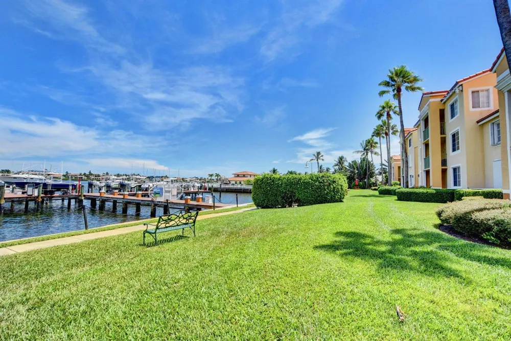 110 YACHT CLUB WAY #103 Hypoluxo, FL 33462