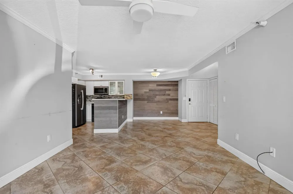 110 YACHT CLUB WAY #103 Hypoluxo, FL 33462