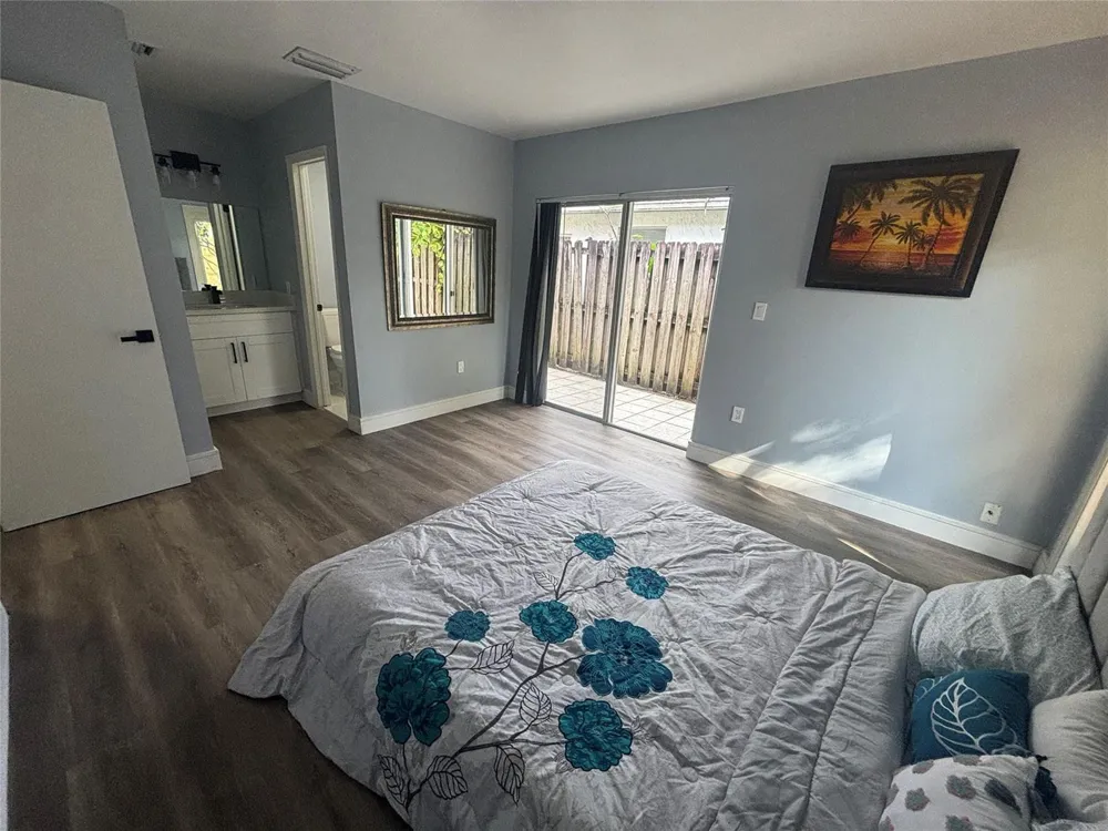 814 SW 12TH PLACE Fort Lauderdale, FL 33315