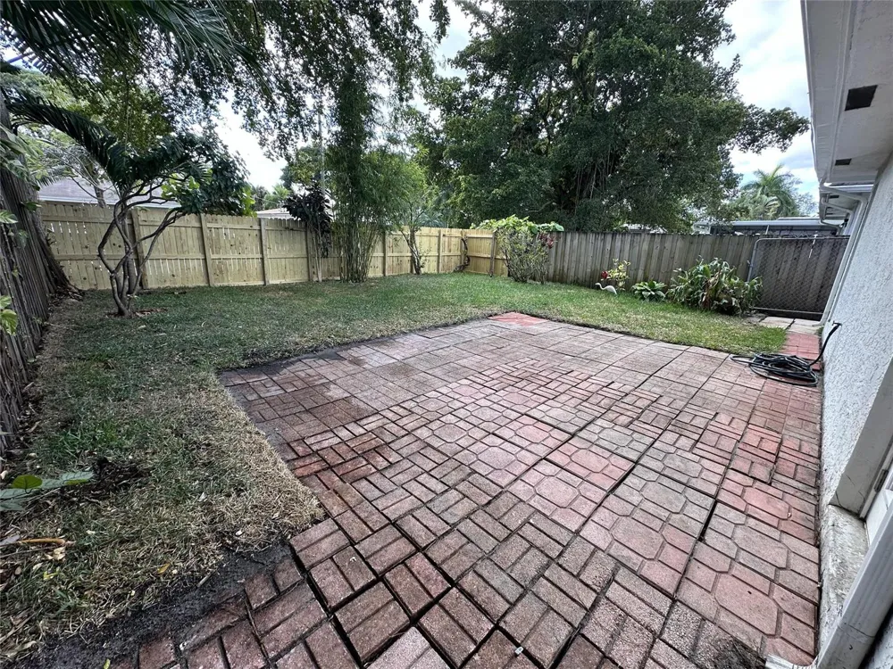 814 SW 12TH PLACE Fort Lauderdale, FL 33315