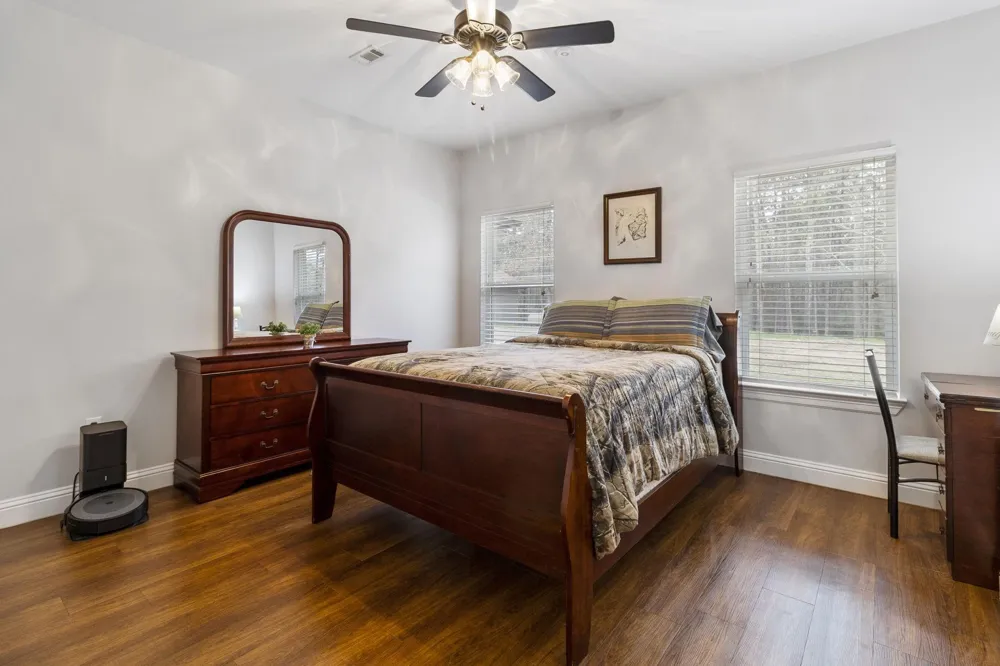 5535 Fm 350 Livingston, TX 77351