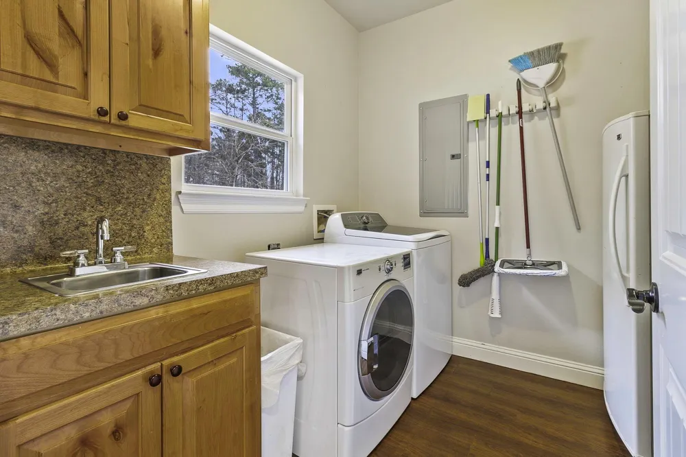 5535 Fm 350 Livingston, TX 77351