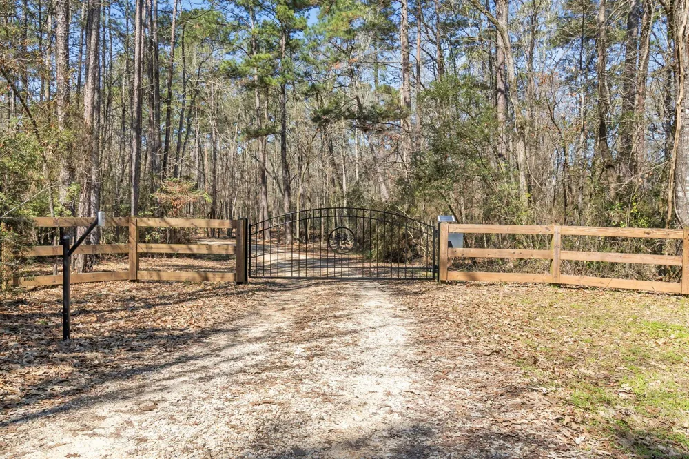5535 Fm 350 Livingston, TX 77351