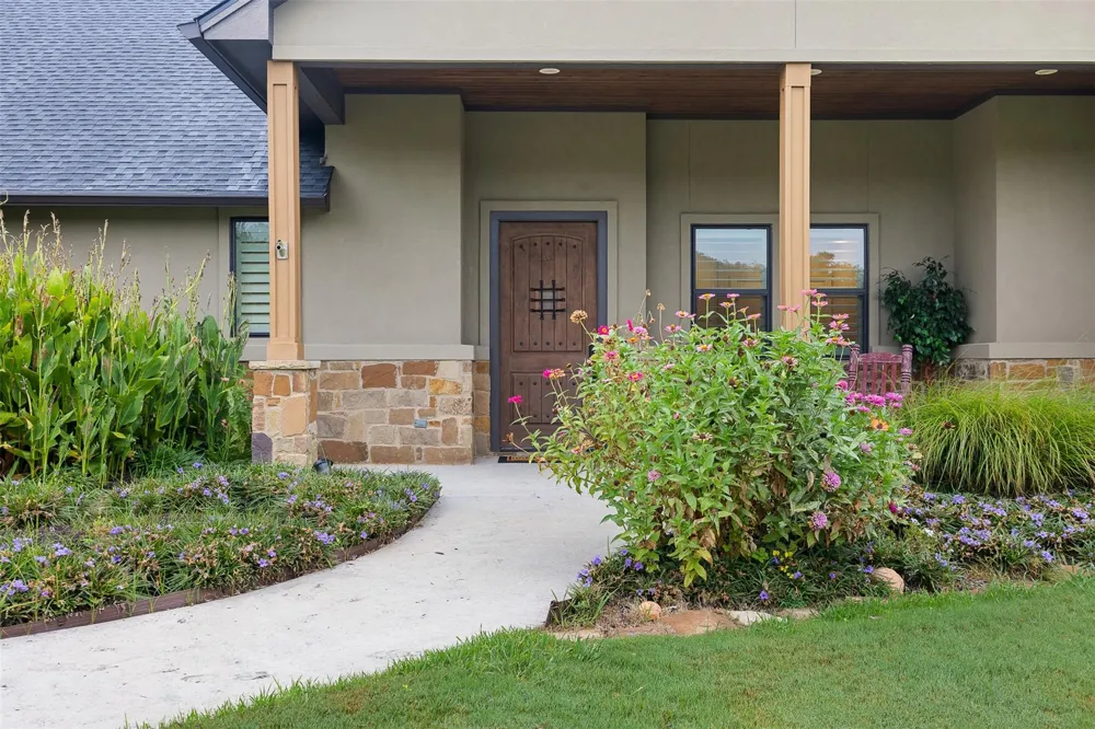 10821 Lonesome Dove Trail Bryan, TX 77808