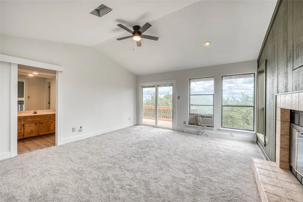 901 Cheyenne #C Horseshoe Bay, TX 78657