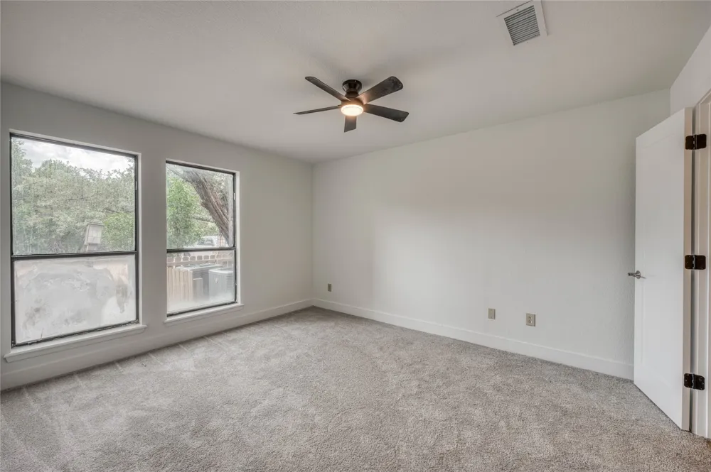 901 Cheyenne #C Horseshoe Bay, TX 78657