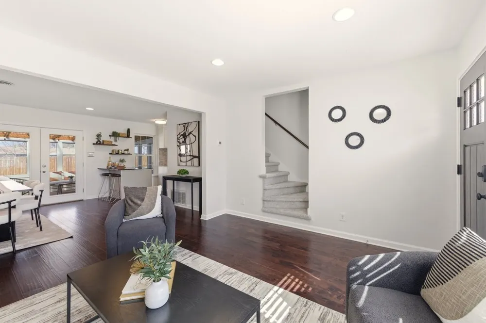 8100 Stillwood Lane Austin, TX 78757