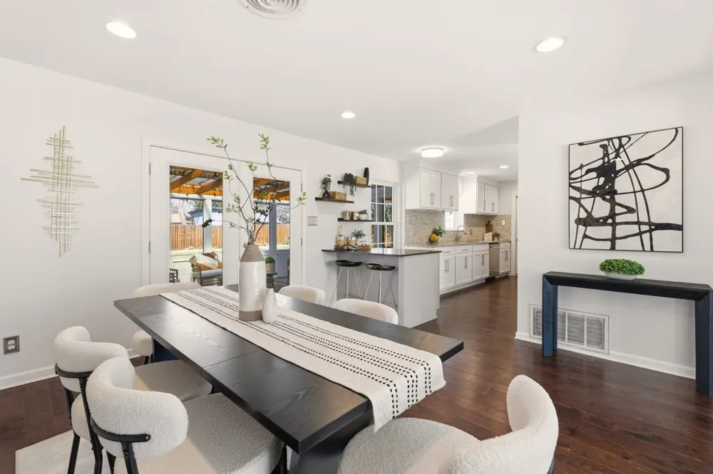 8100 Stillwood Lane Austin, TX 78757