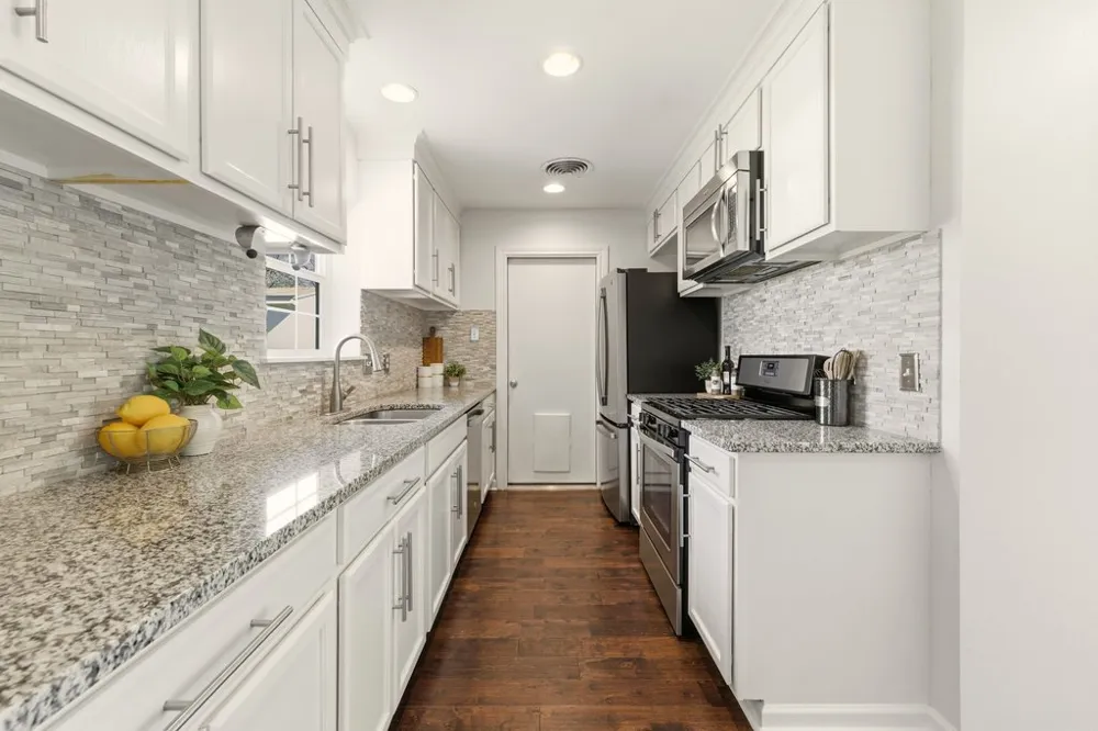 8100 Stillwood Lane Austin, TX 78757