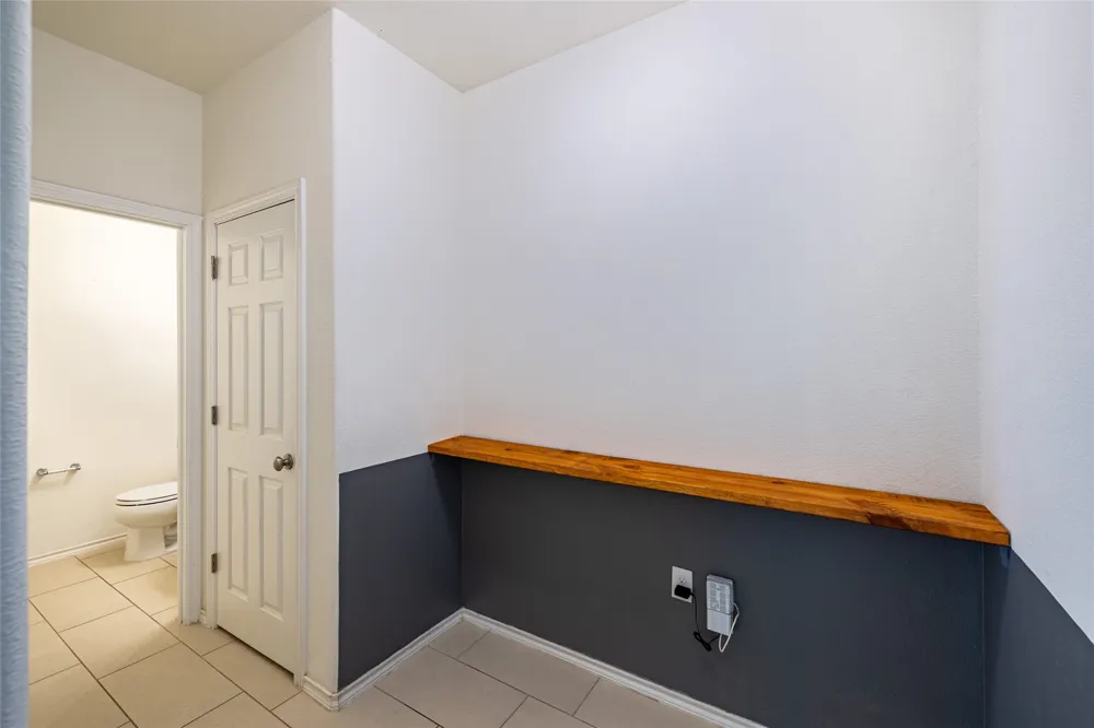 6300 Routenburn Street Austin, TX 78754