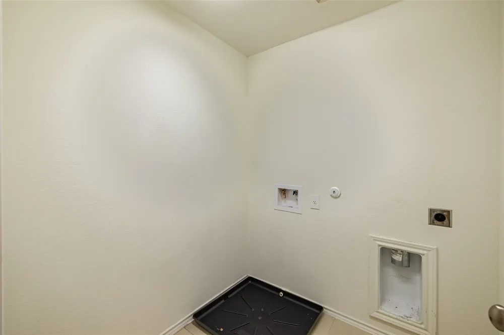 6300 Routenburn Street Austin, TX 78754