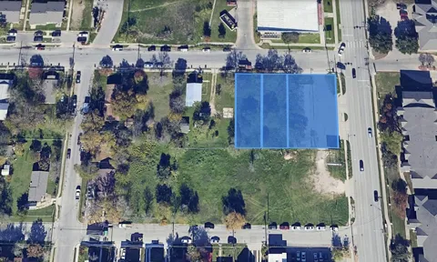 1600 Montopolis Dr & 6211, 6215 Fairway St