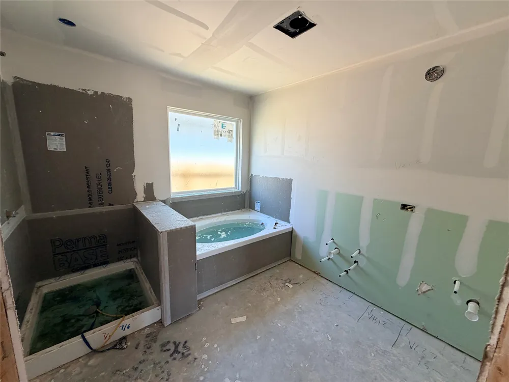 254 Gus Loop Jarrell, TX 78626