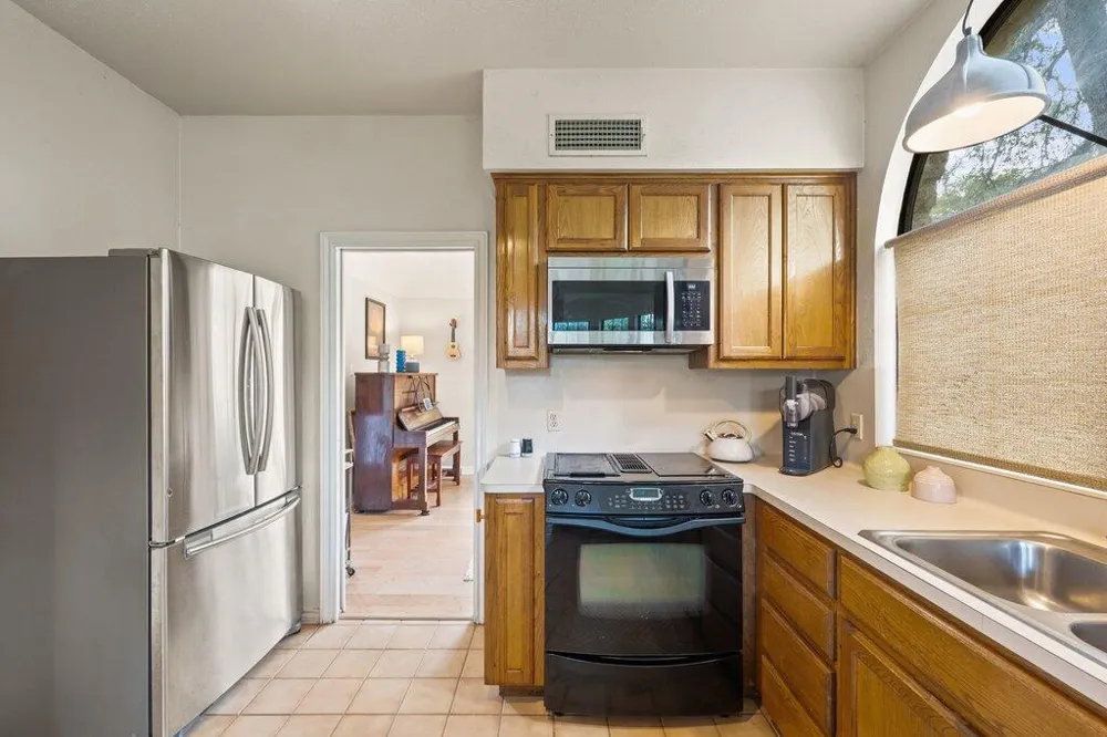 501 Westbrook Drive Austin, TX 78746