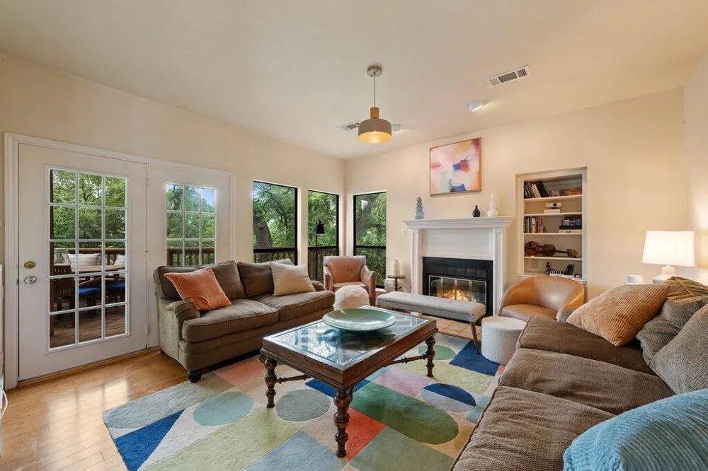 501 Westbrook Drive Austin, TX 78746
