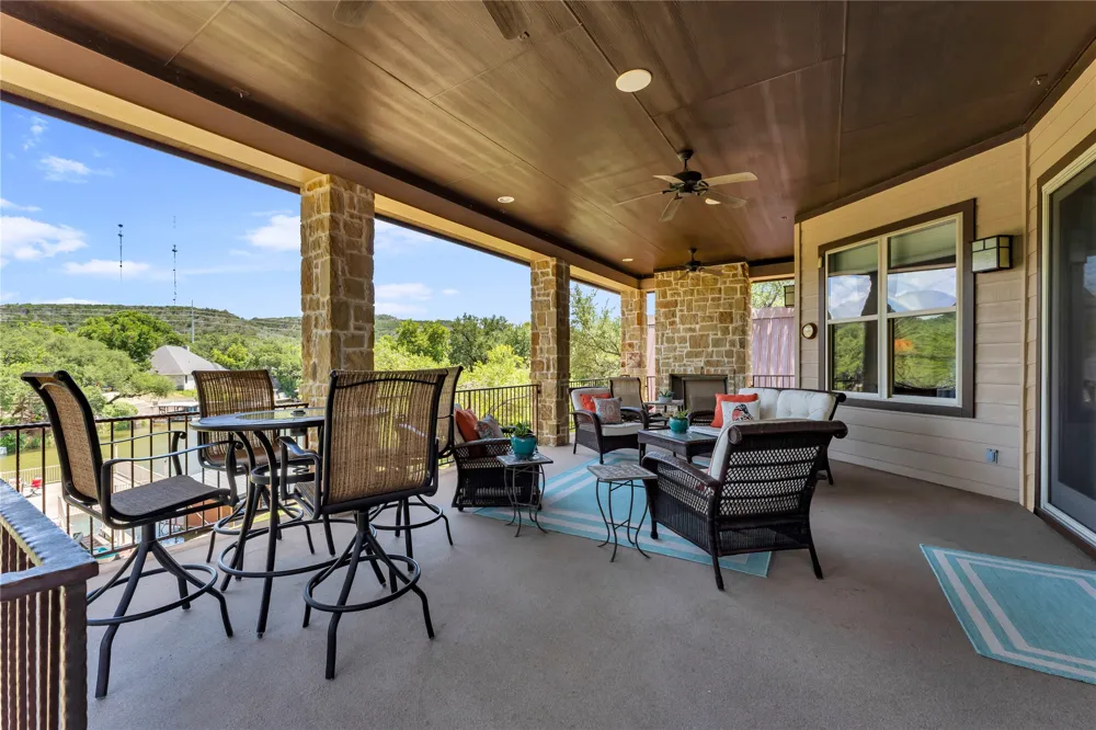 1413 County Road 132A Kingsland, TX 78639