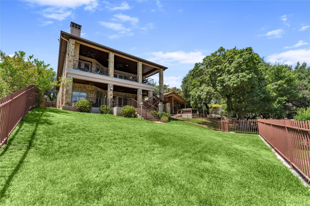 1413 County Road 132A Kingsland, TX 78639