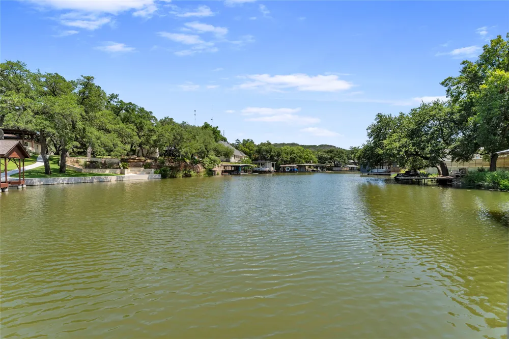 1413 County Road 132A Kingsland, TX 78639