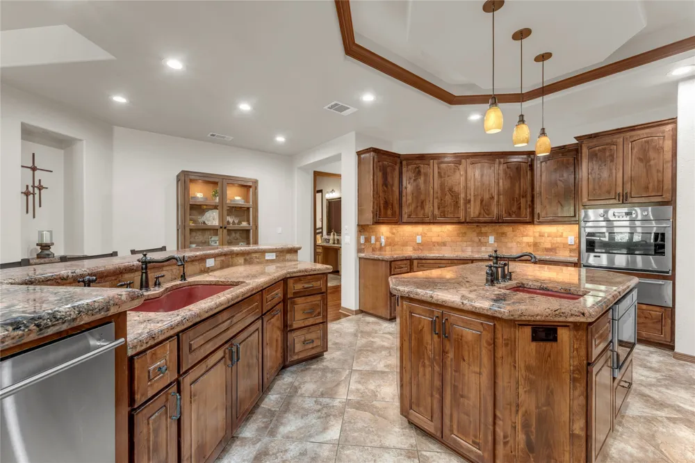 1413 County Road 132A Kingsland, TX 78639